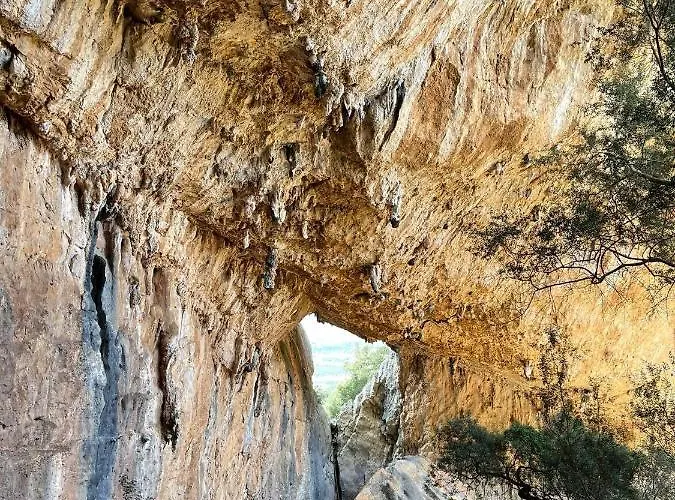 Casa Vacanze Sa Piazza アパート ドルガーリ